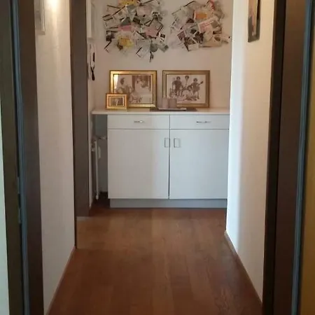1 Schlafzimmer Seenahe 哈德