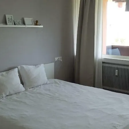 1 Schlafzimmer Seenahe 公寓